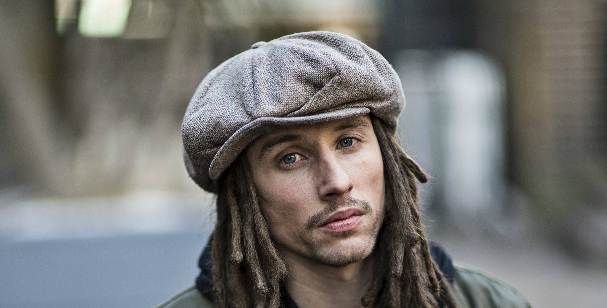 Купер рэпер. Jp Cooper - raised under Grey Skies. Jp Cooper September Song. Jp Cooper сын.